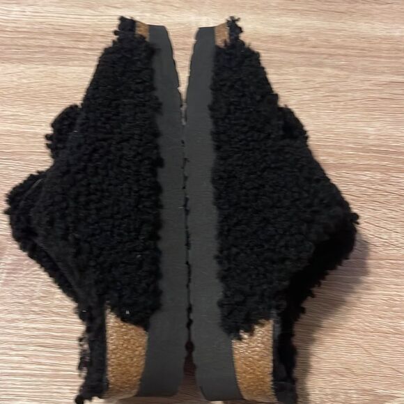 New Papillo by Birkenstock Arizona Big Buckle Genuine Shearling Slide s… - Picture 4 of 7